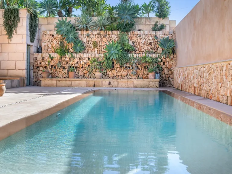 juna-serra-burguera-p1-02